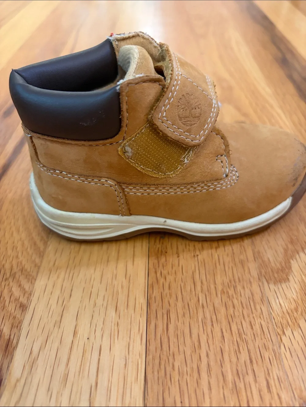 Timberland Kids Wheat Suede Hook-and-Loop Boots